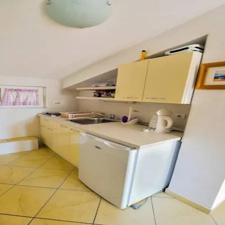 Daire Apartament Natali Primošten