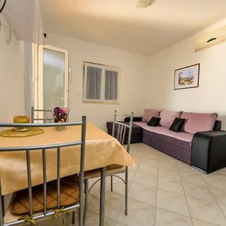 Apartment Apartament Natali